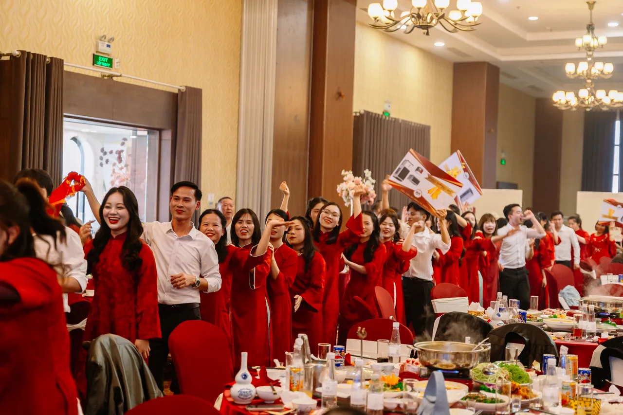 Đội ngũ lãnh đạo và cán bộ nòng cốt